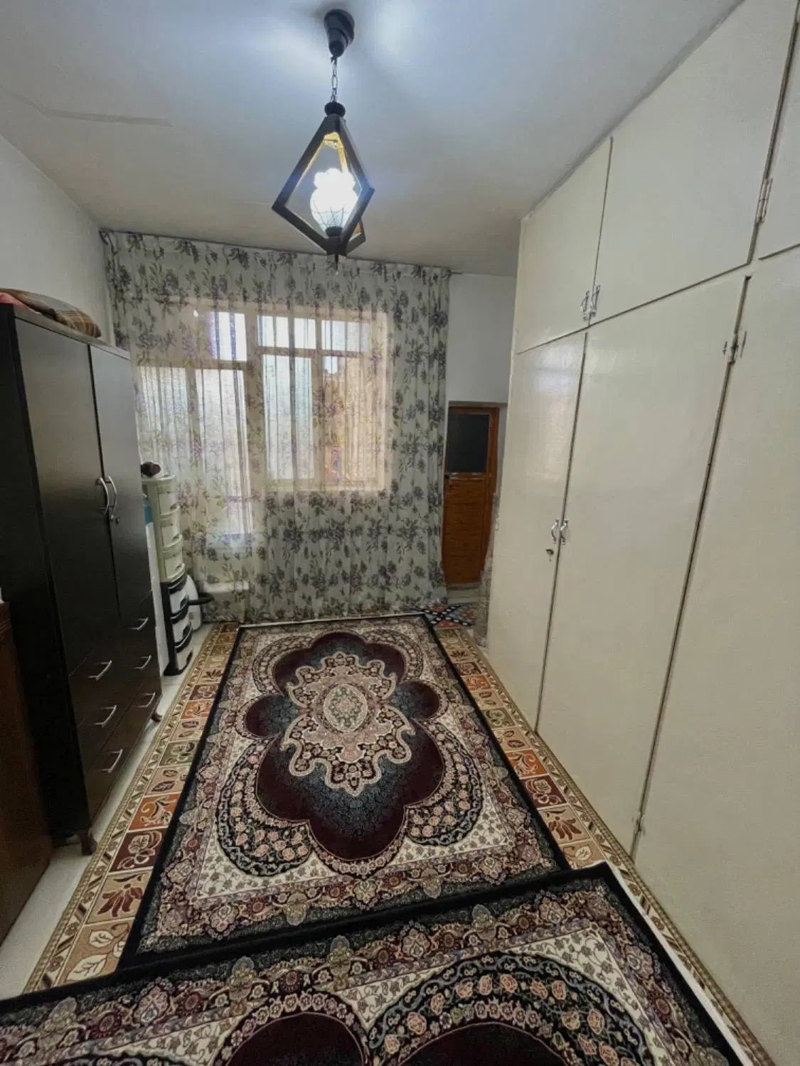 خانه ۵۰ متری پشت داروخانه