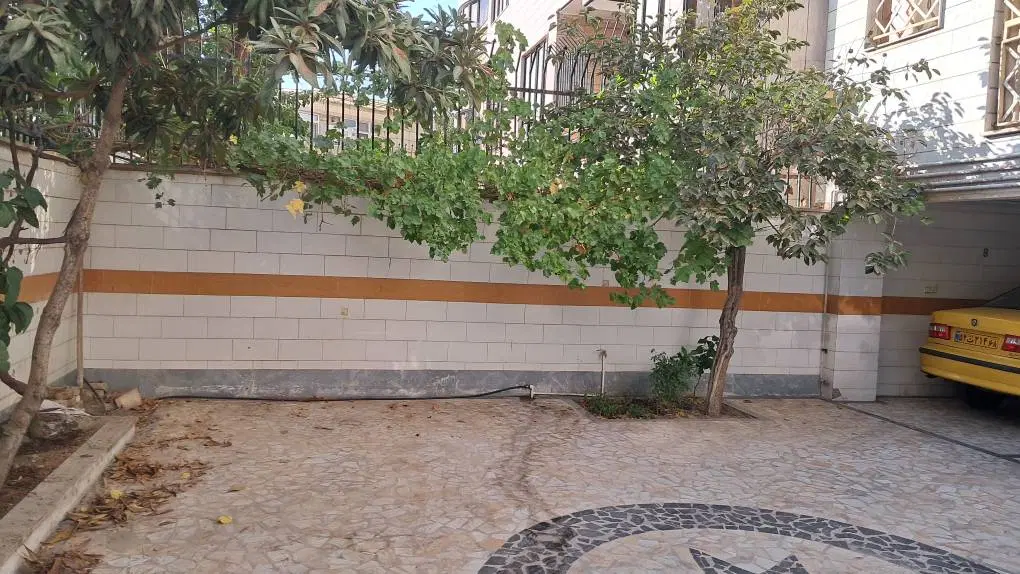 45 متری طبقه اول