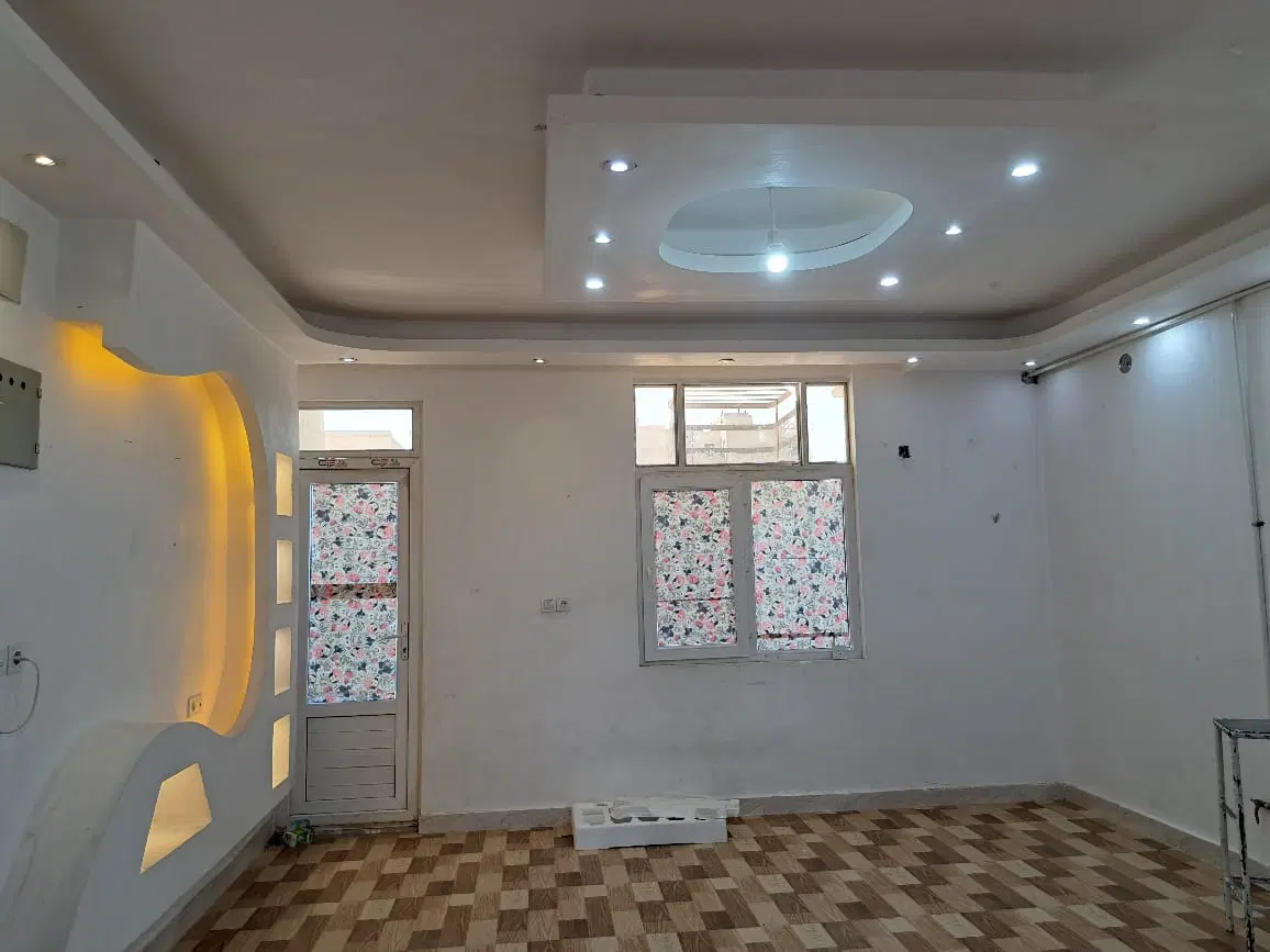 فروش ۸۰ متری در علوم‌پزشکی
