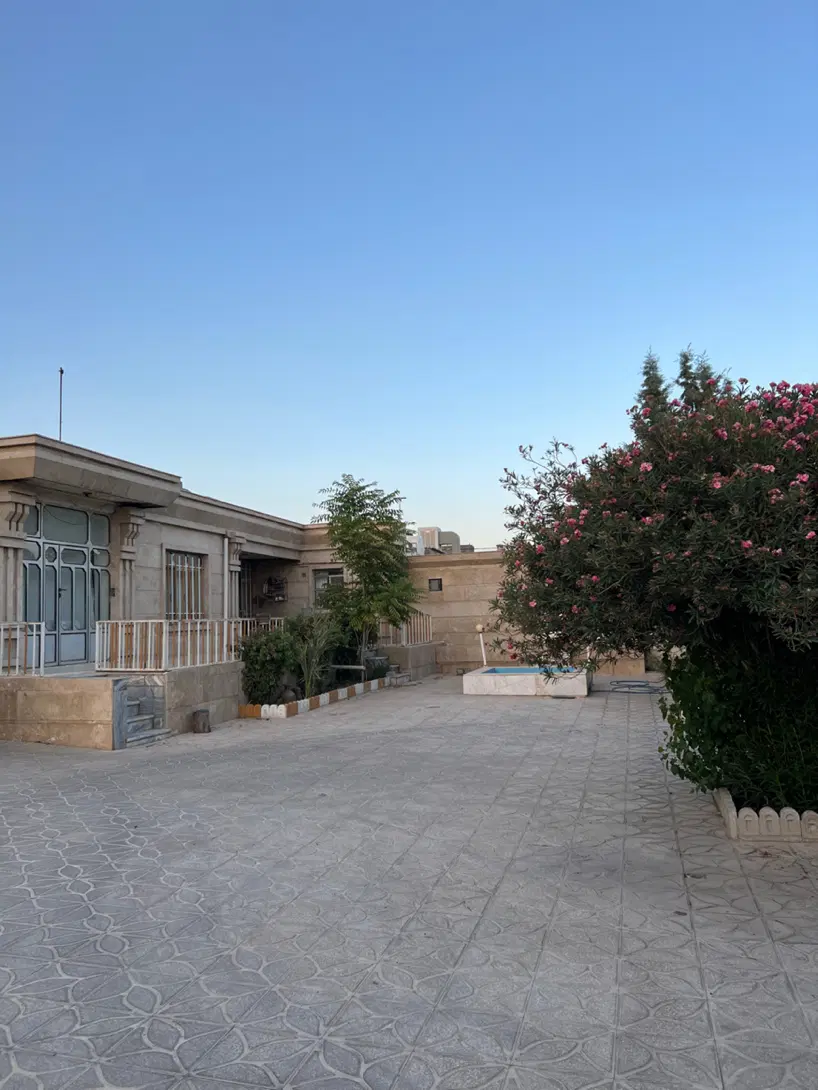 فروش باغ  ویلا شهرک بیستون