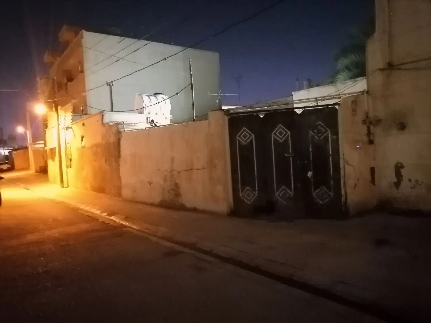 فروش ویلایی کلنگی ۴۰۰متری