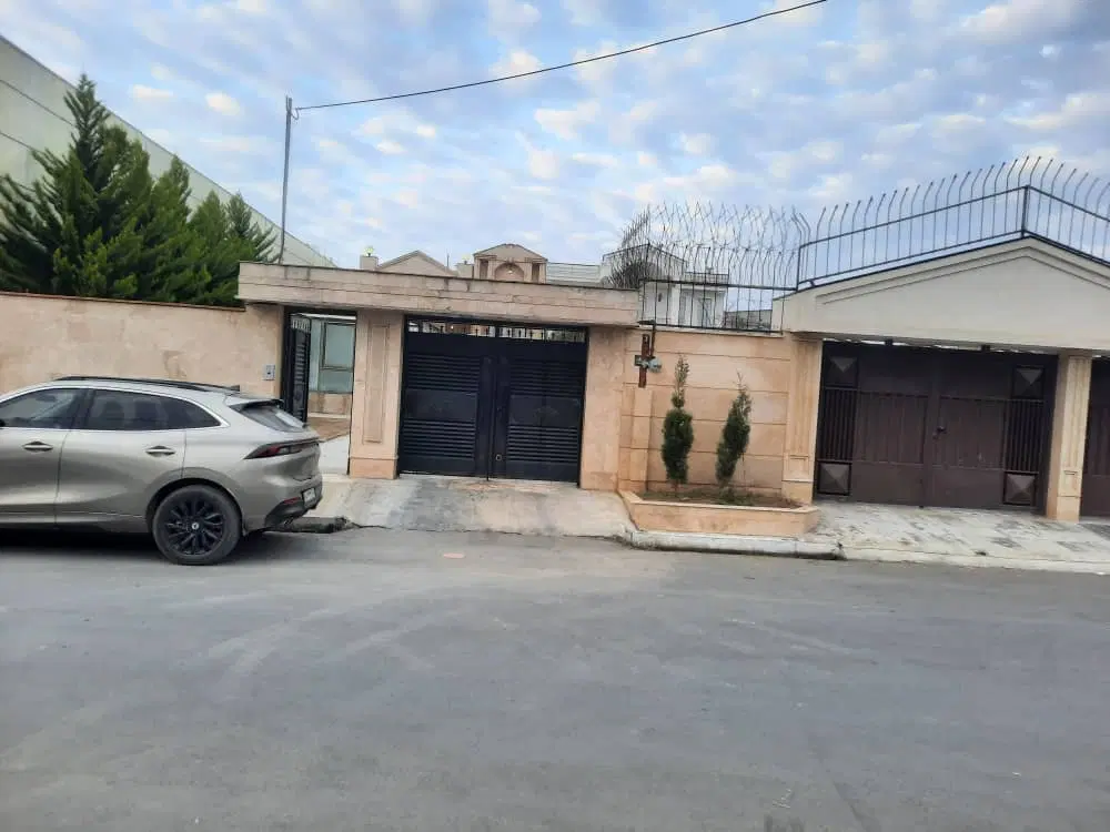 اجاره ویلا استخردار شهرک صفاییه