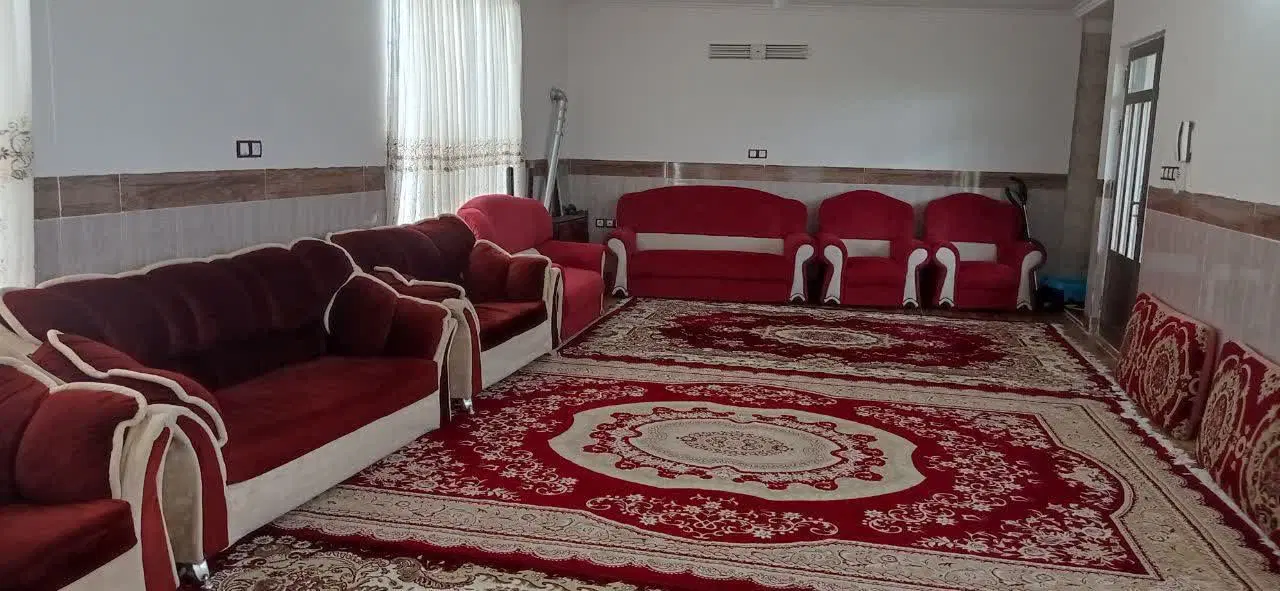 فروش خونه باغ(۱۸۰۰متری)
