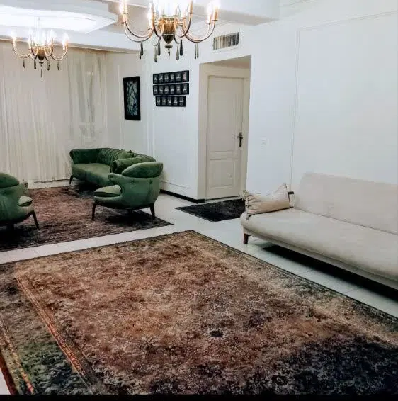 آپارتمان 100 متری اشتراکی شمالی غرق نور