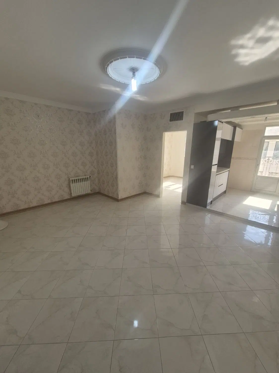 ۵۰ متر پارکینگ اصلی تراس _تک واحد_نبردشمالی