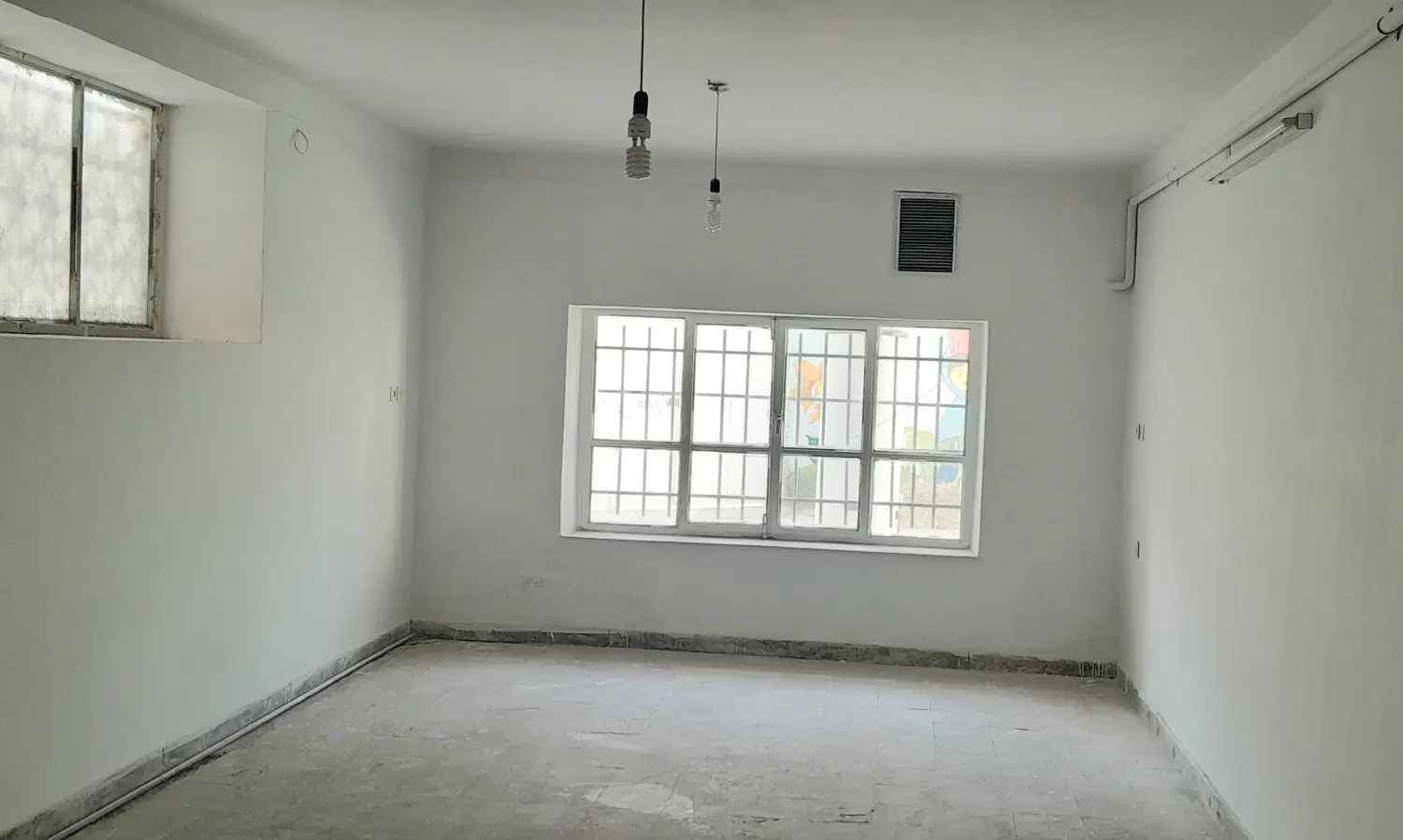 مسکونی دربست مناسب انواع مشاغل ،آموزشگاه، شرکت