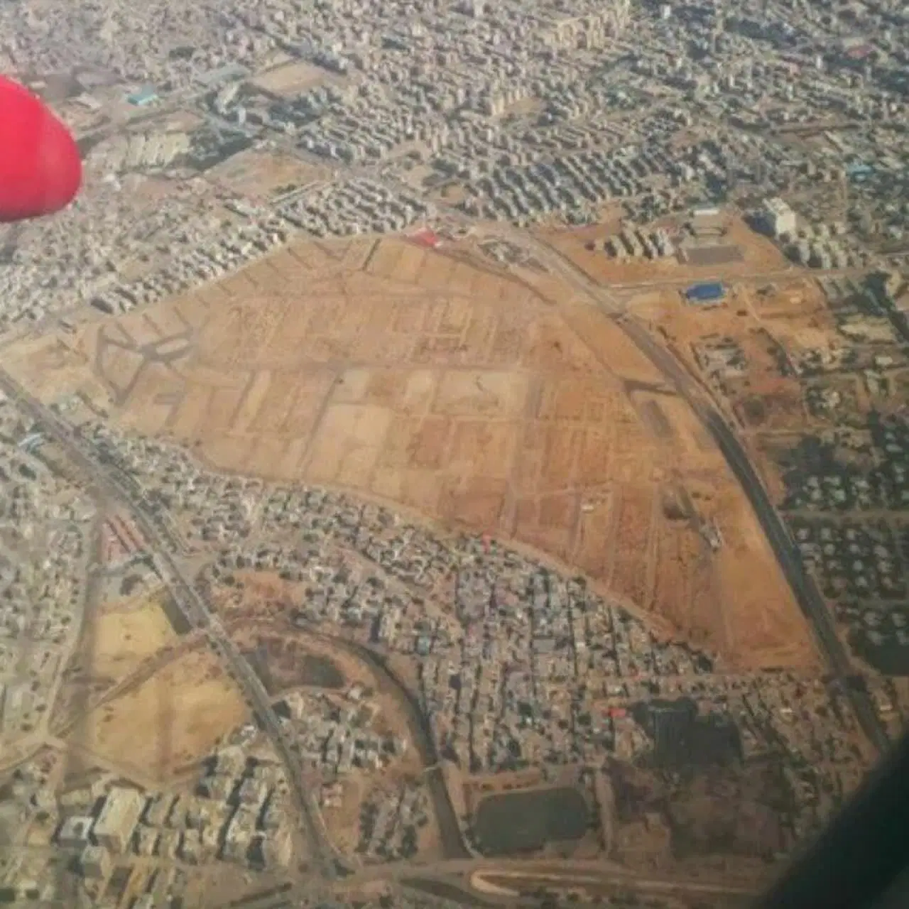 فروش قطعه کامل ۶۴۷