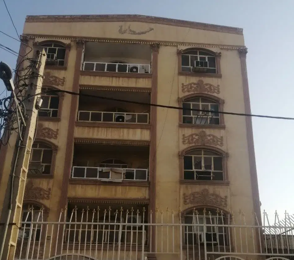 منزل مسکونی واقع دراهوازگلستان خ اسفند جانبازان ۱