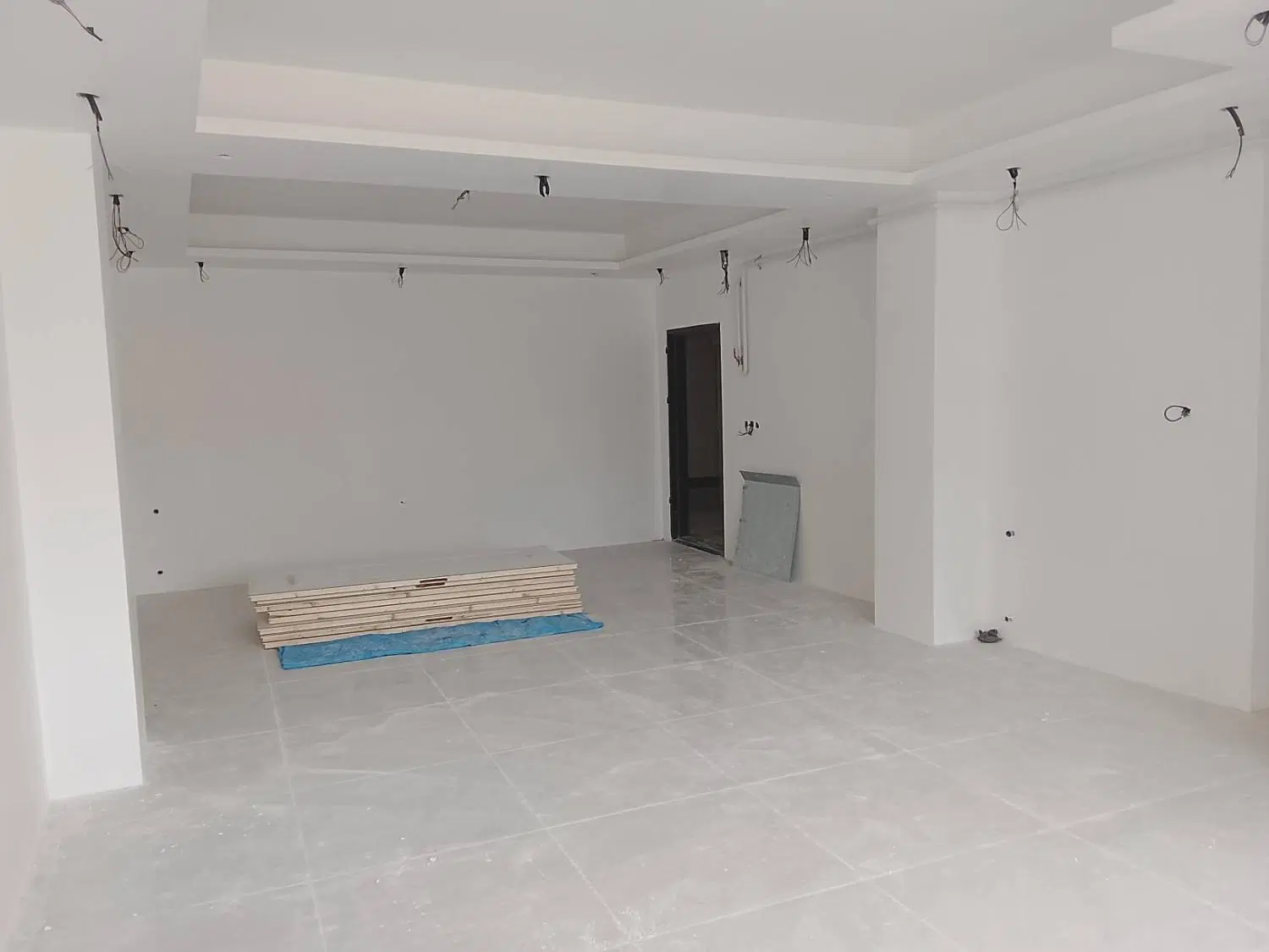 آپارتمان مسکونی موقعیت متریال قیمت استثنایی