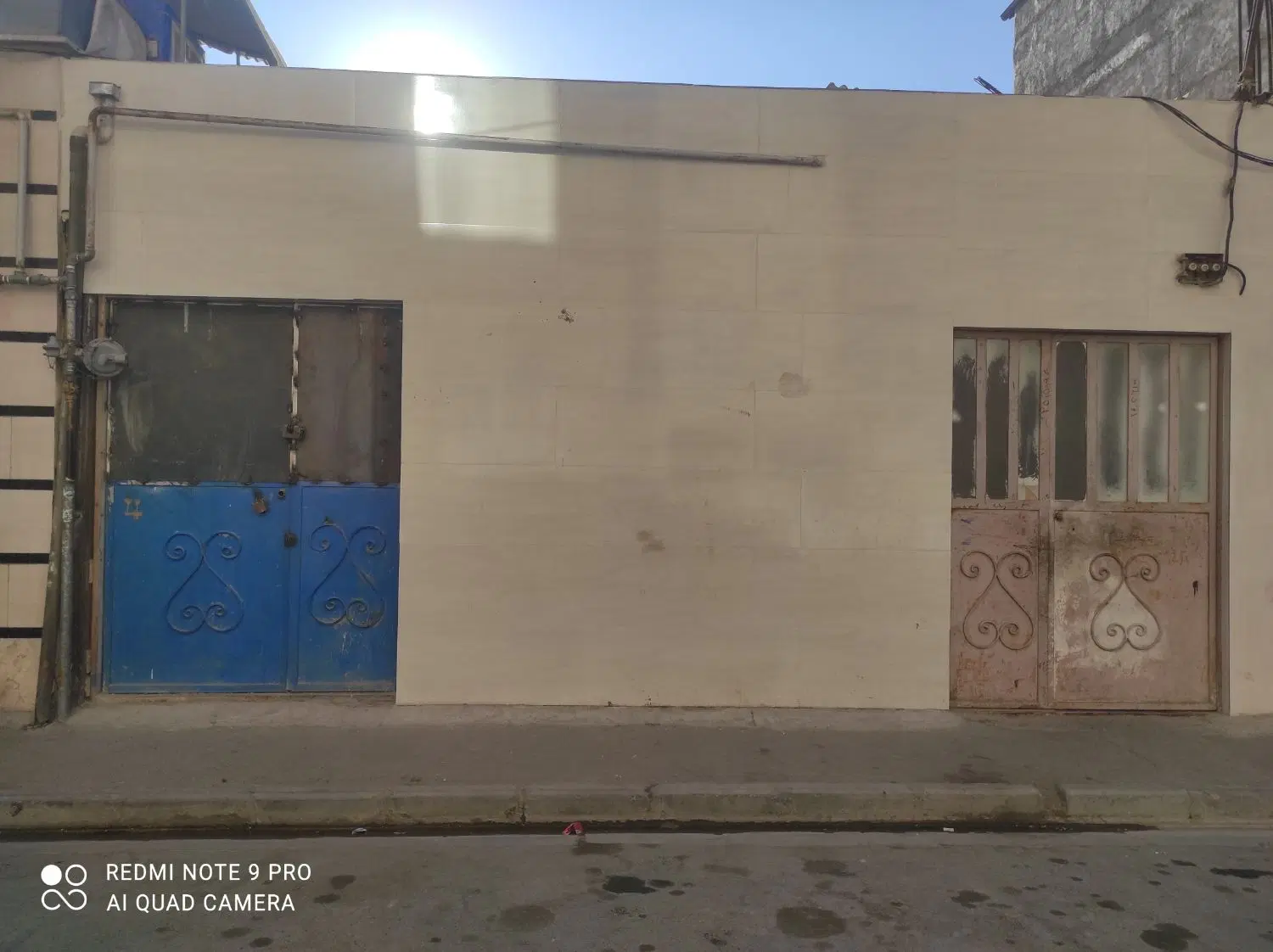 ملک تجاری ومسکونی