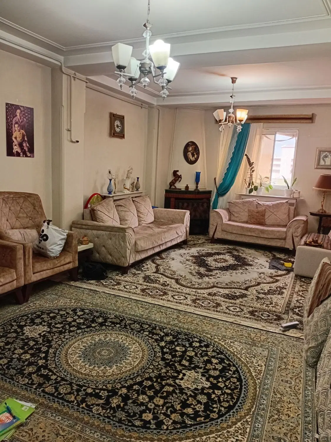 رهن کامل اپارتمان واقع در معلم دانش