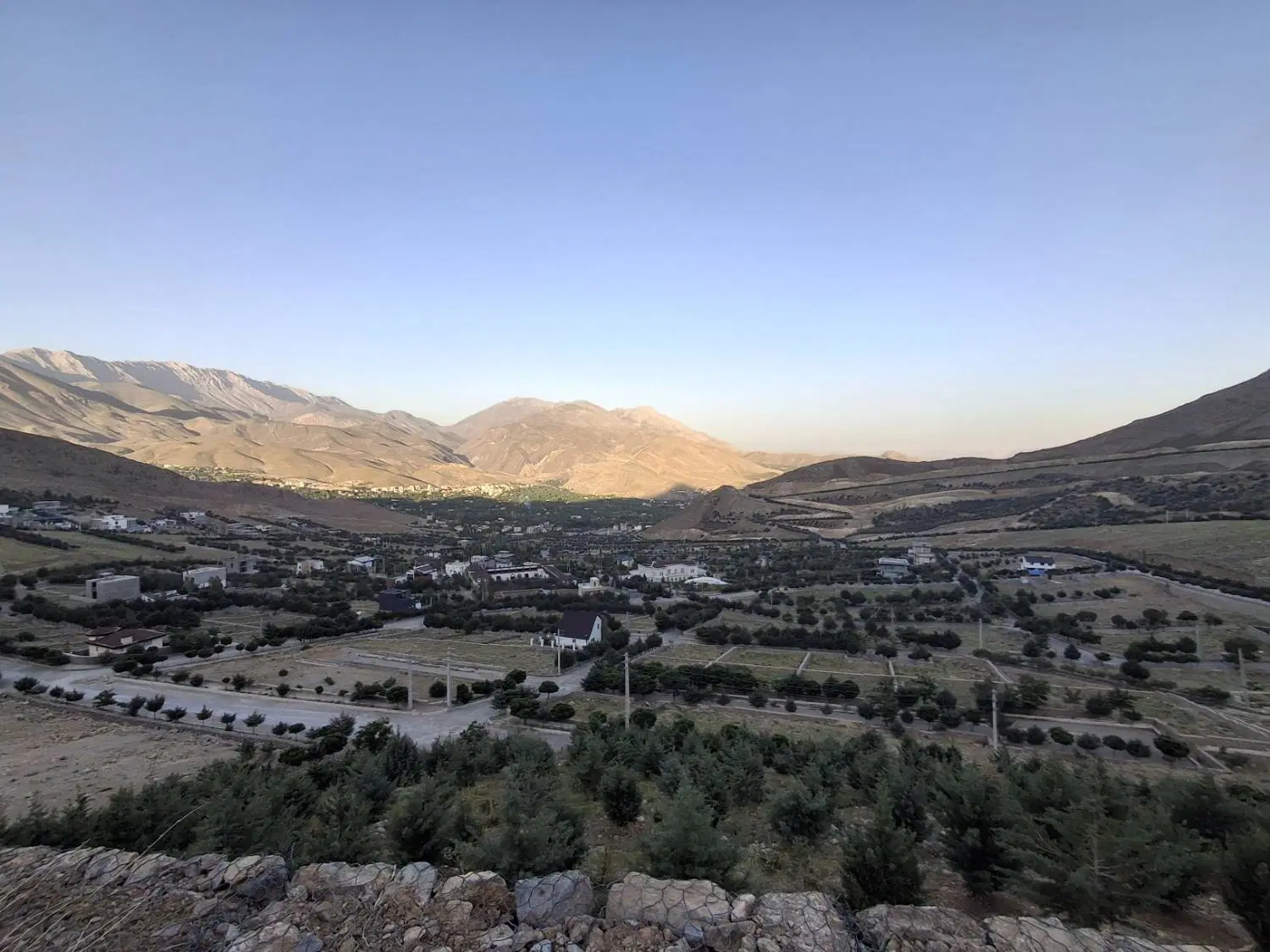زمین با جواز سند تک برگ