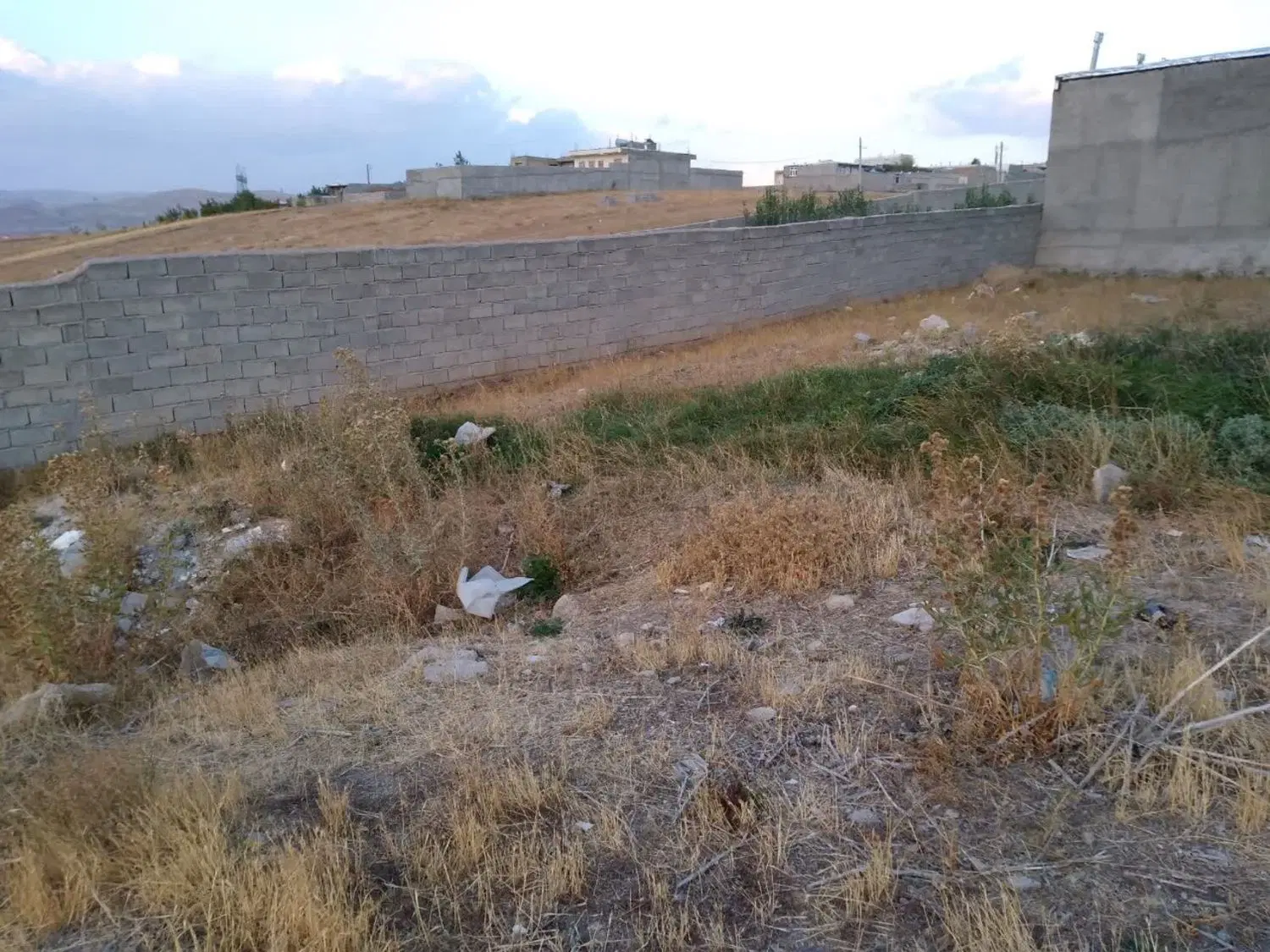 زمین مسکونی100متری