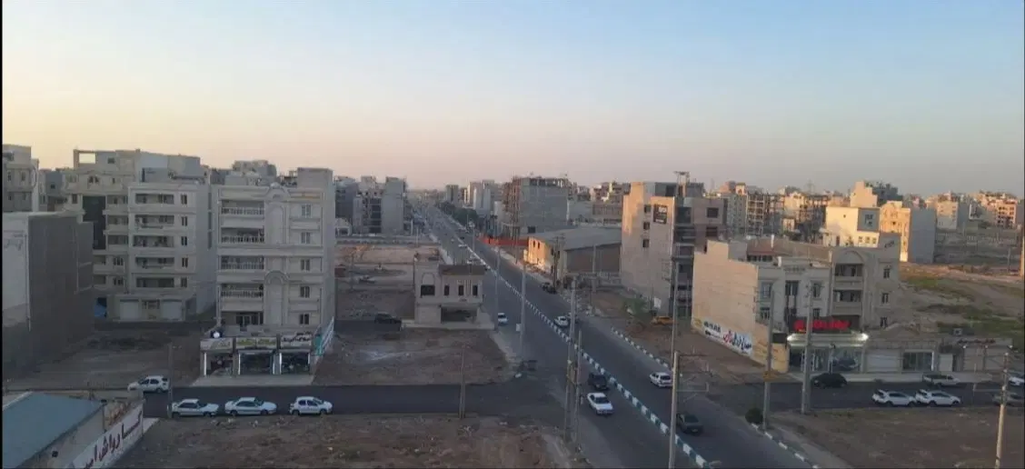 فروش زمین درمهرشهر فاز4 سردونبش 18به18متری