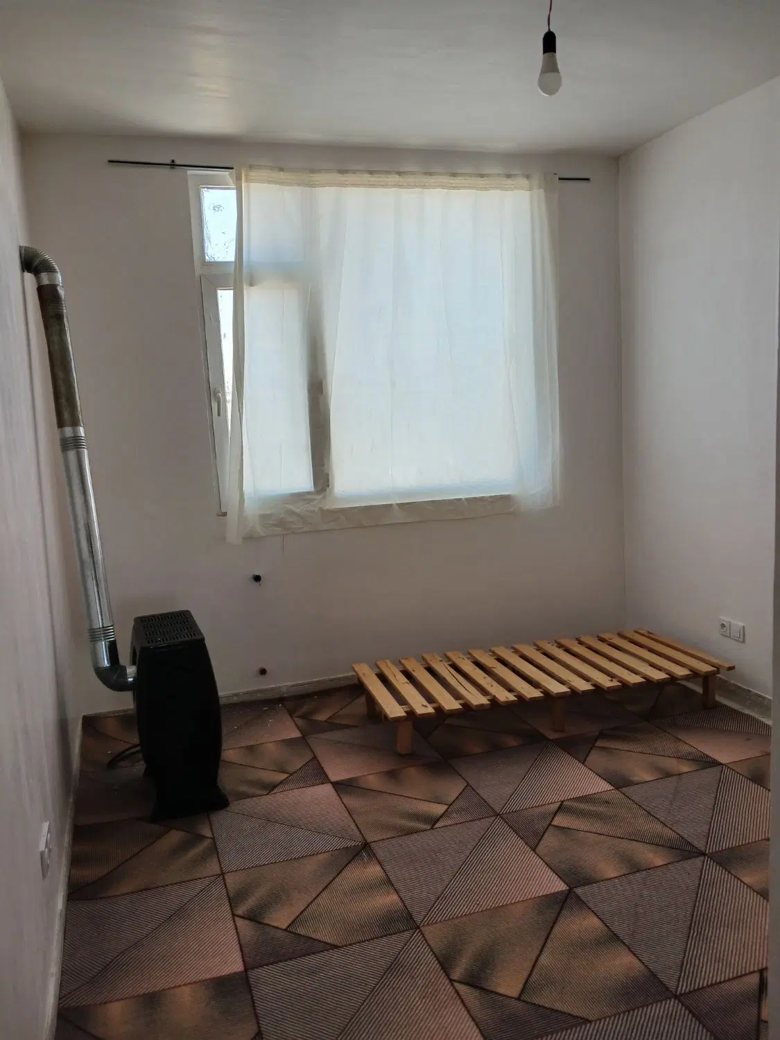 دو طبقه بالا مسکونی پایین پارکینگ کارگاه