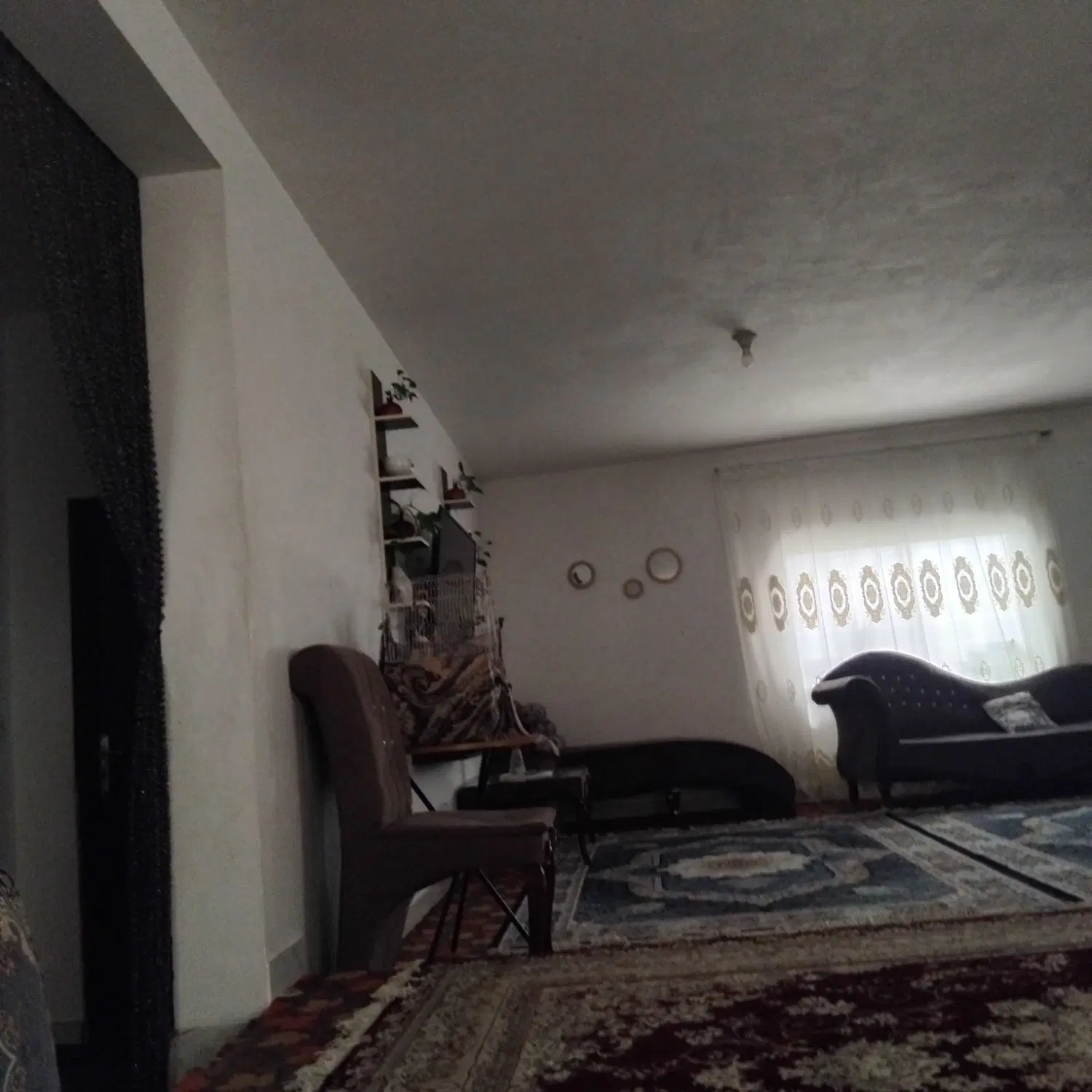 ویلا ۱۰۰متر باویو شالیزارنزدیک به دریا