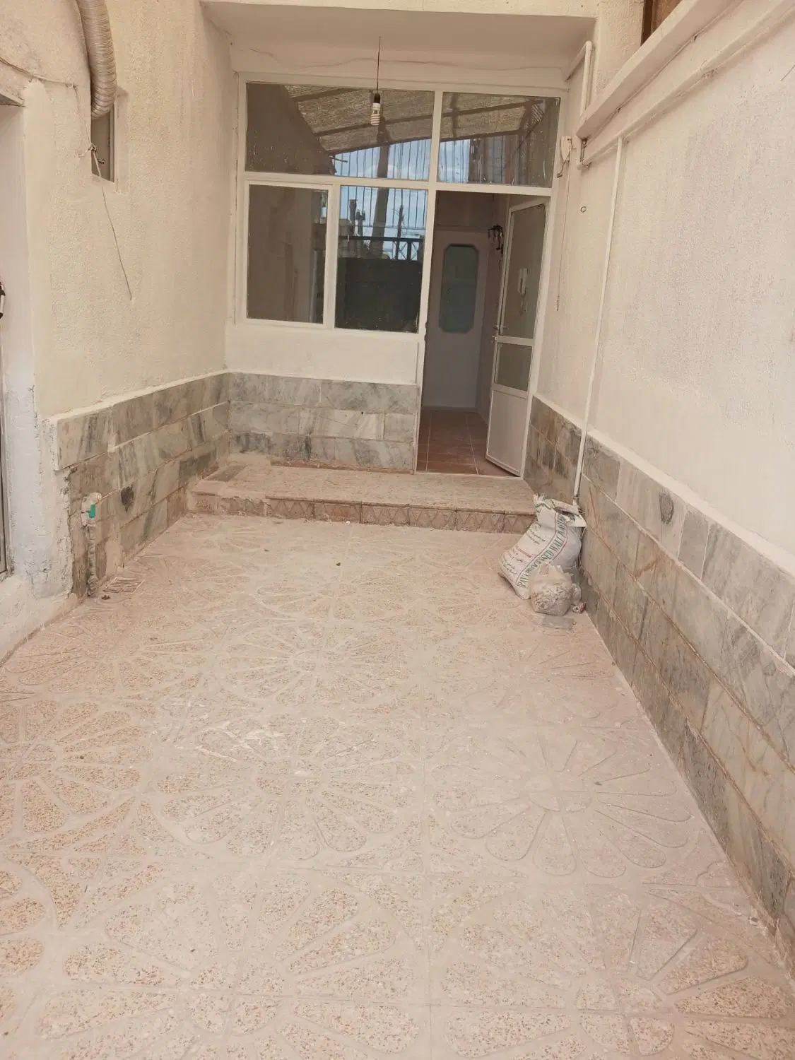 خانه اجاره ای دراقبالیه دربست ۸۰ متری