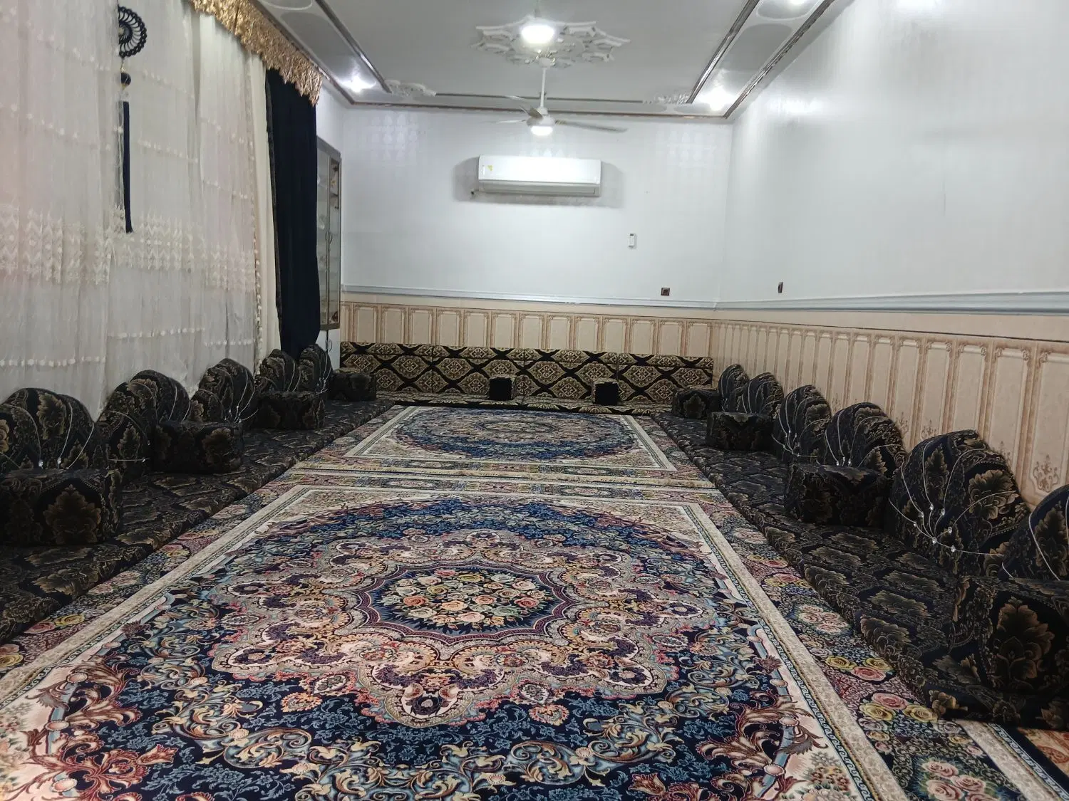 خانه ویلایی دوطبقه حر ریاحی نبش ناصحین