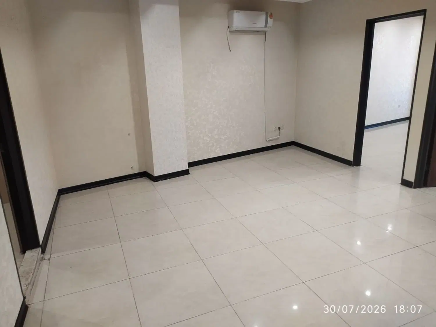 رهن و اجاره یک واحد اداری