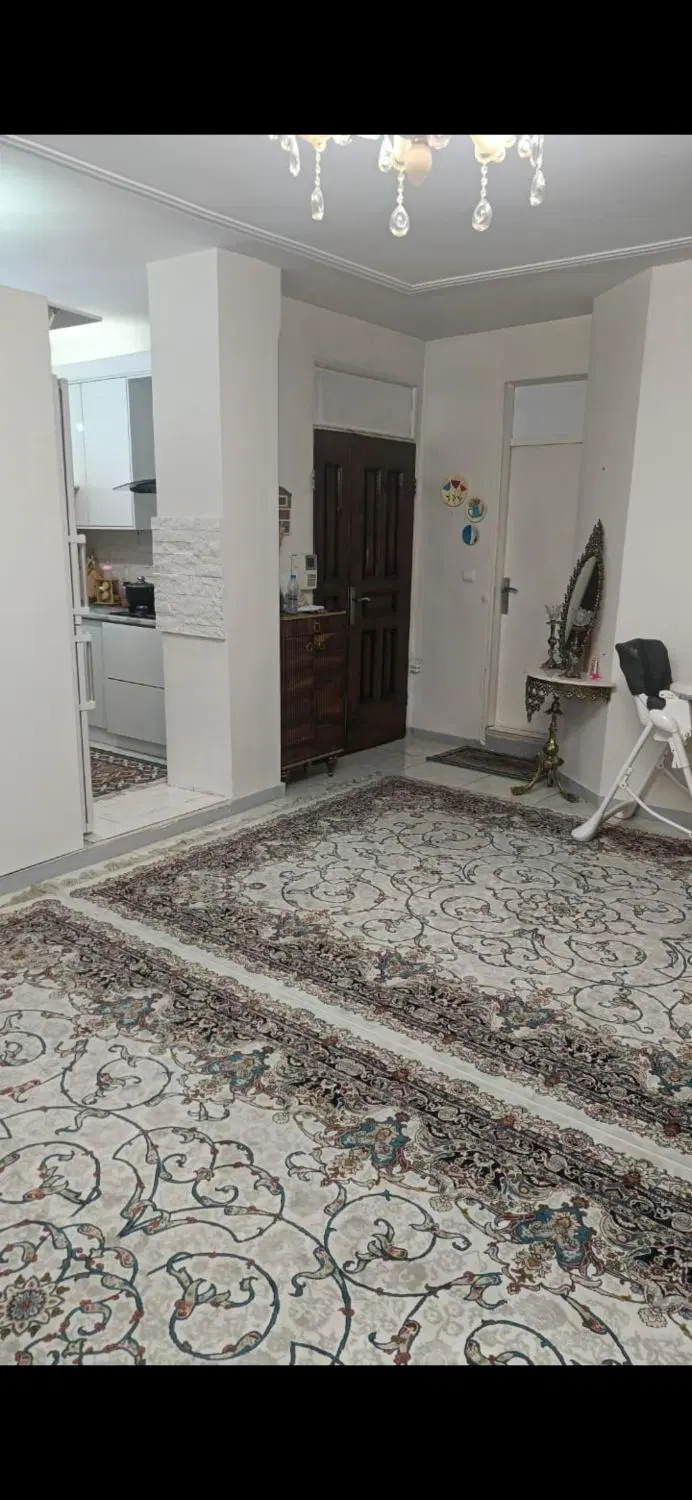 واحد سند تک برگ ۷۳ متری حیدر اباد