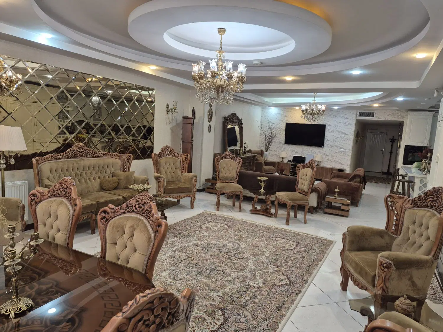 160 متر میلادها