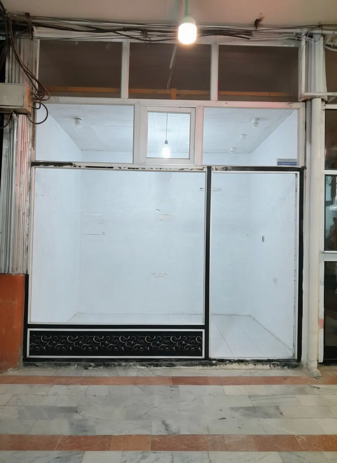 اجاره مغازه (پاساژ مرکزی)