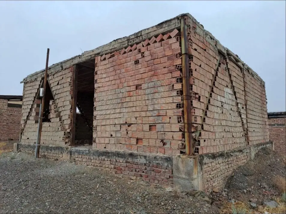 فروش ساختمان نیمه کاره در شهر خانوک