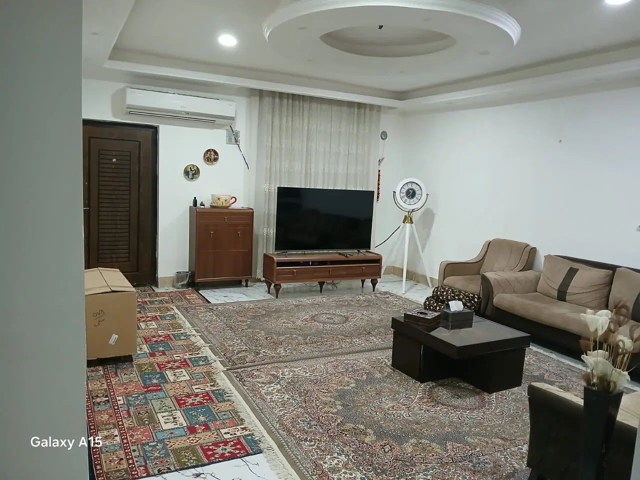 خانه ویلایی ۲۵۳ متری اول خ نیلوفر۲