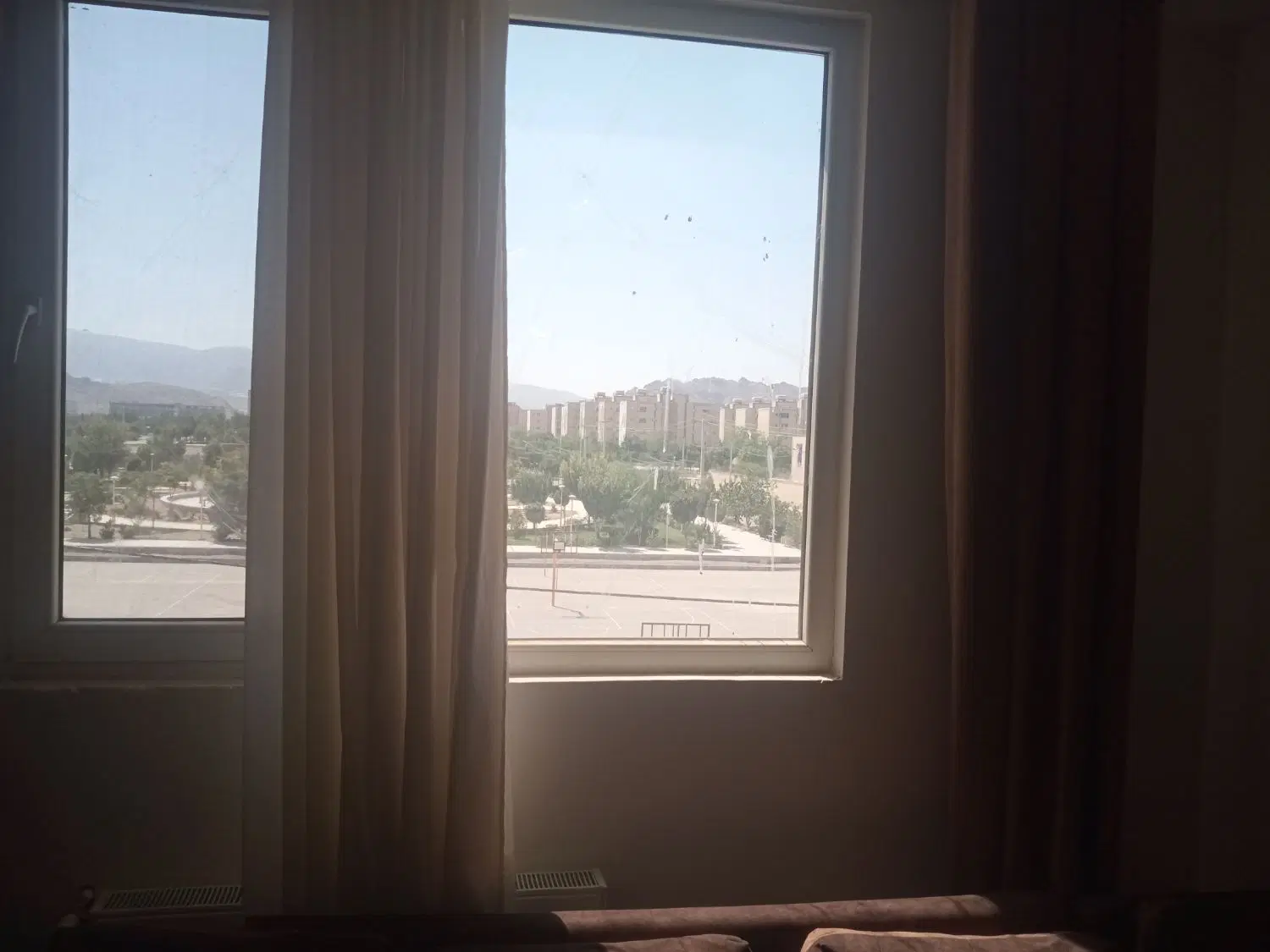 آپارتمان با ویو پارک. غرق نور