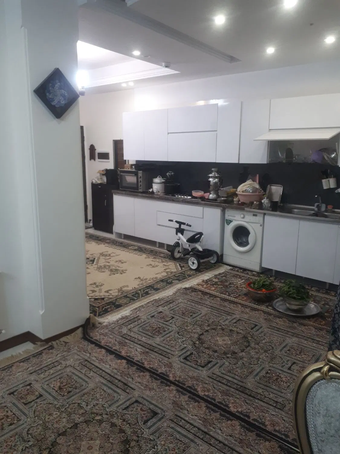 آپارتمان ۹۰ متر فول امکانات ((منطقه ۱۳))