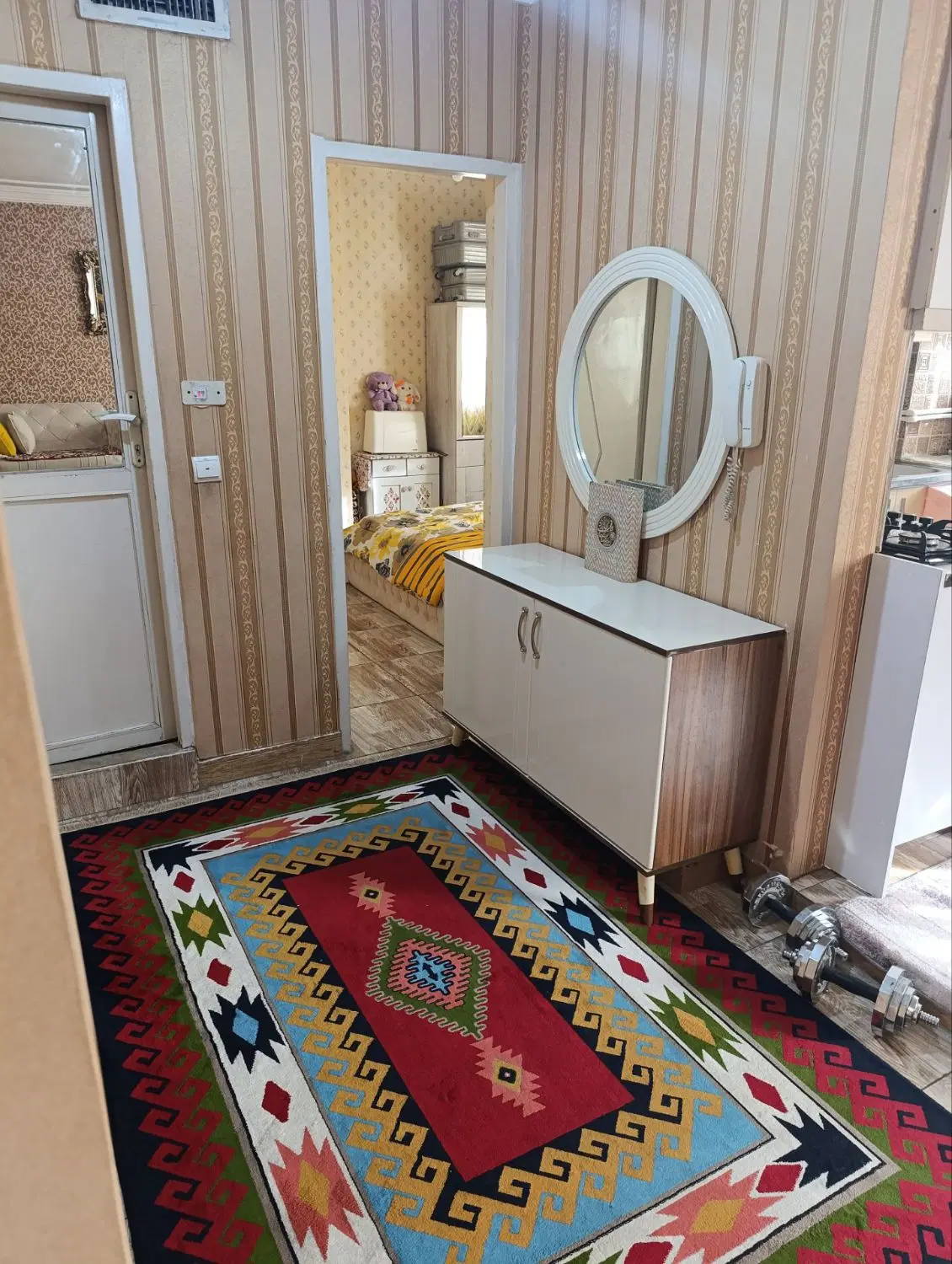آپارتمان ۵۸ متری فول بازسازی