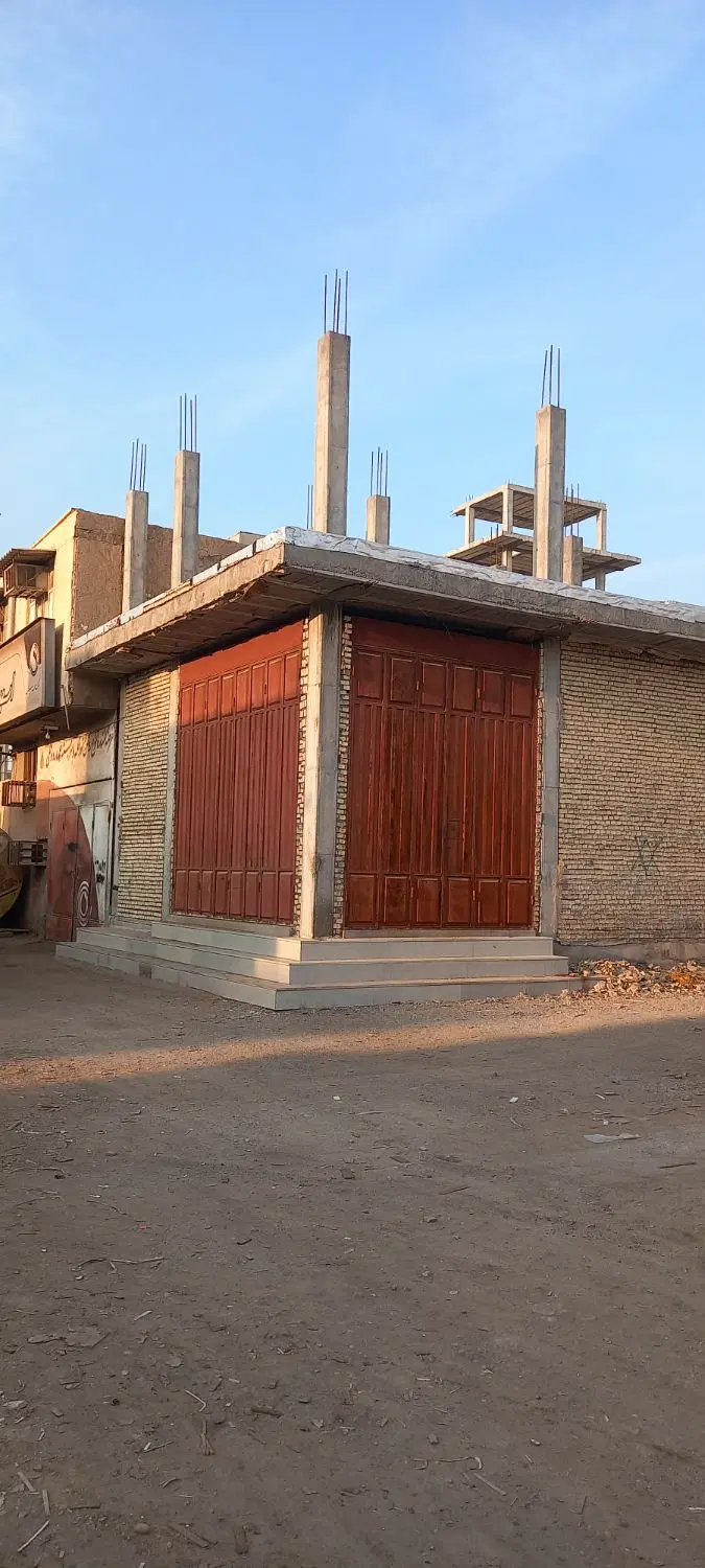 با سلام یک باب مغازه در کوی آهنگران