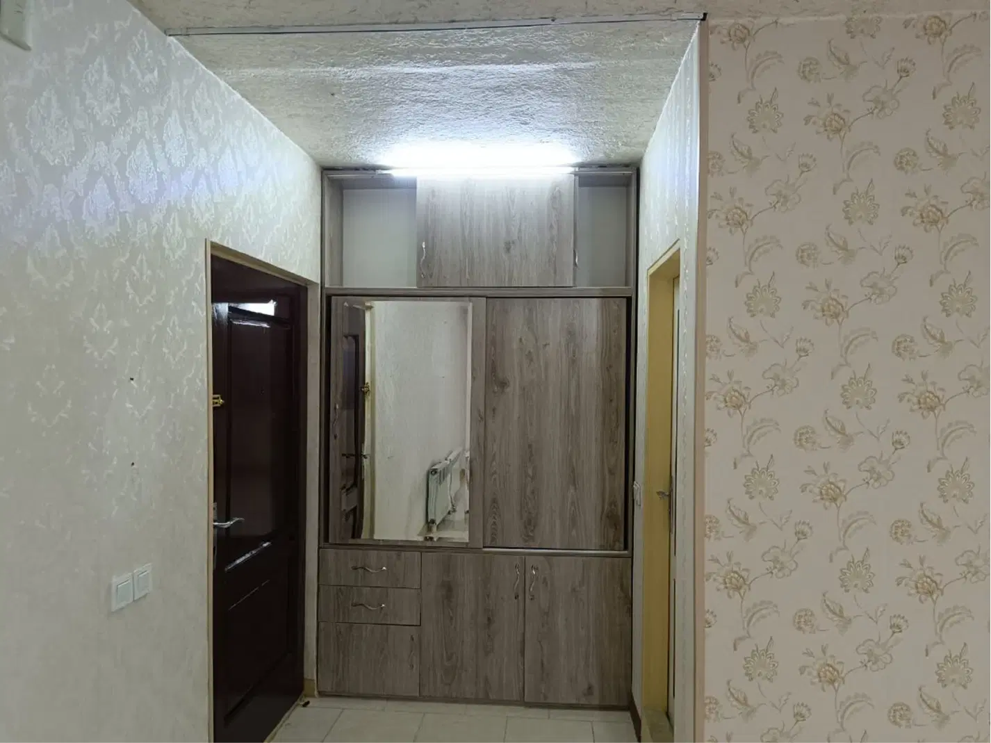 آپارتمان ۶۴ متریn_استراتوس_واوان