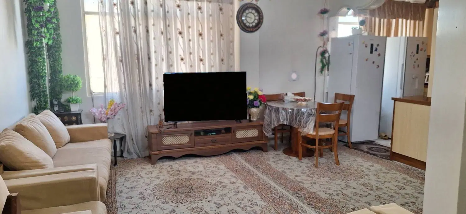 اپارتمان۵۷ متری