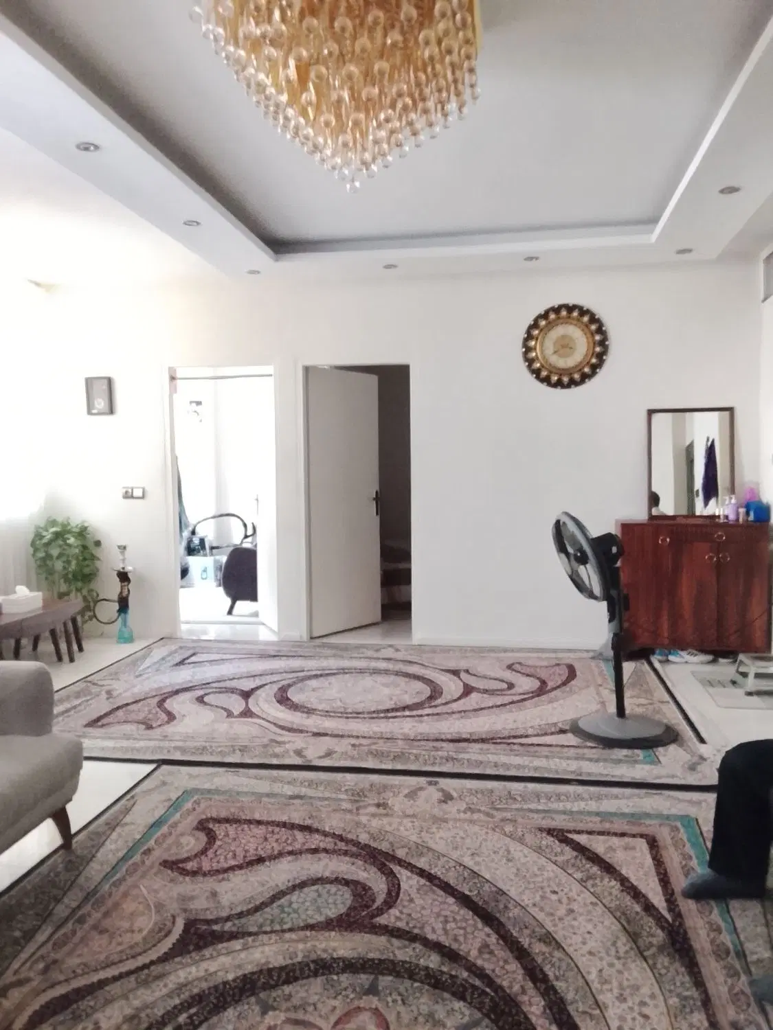 آپارتمان 75مترطبقه دوم پارکینگ سوم شرقی