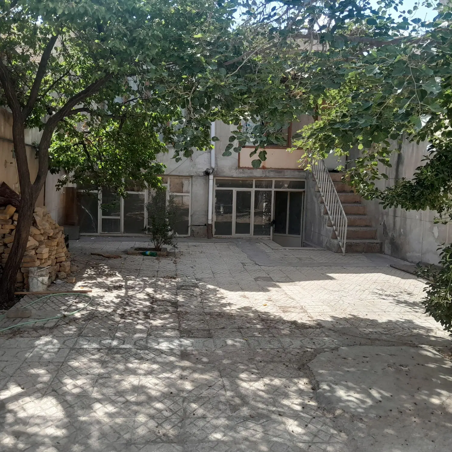 منزل مسکونی ویلایی ریاضی ۴۴ یا خلج ۳۵
