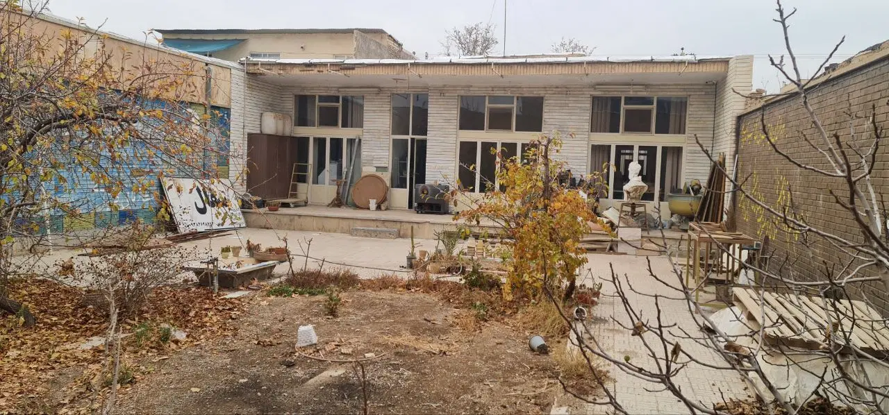 خانه تجاری مسکونی بر خیابان قدس نزدیک مجتمع یاران