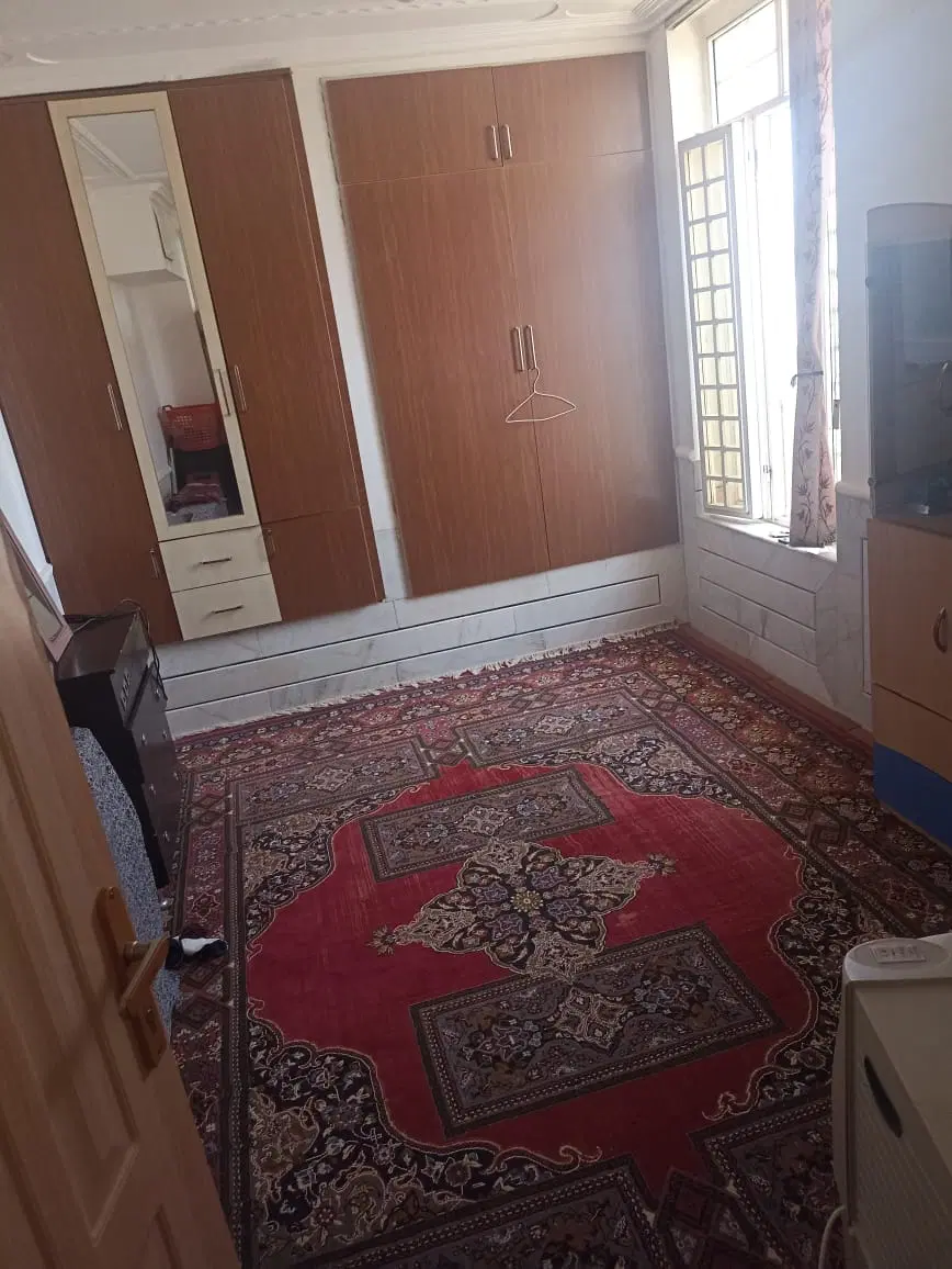 منزل حیاطدار طبقه اول مستقل