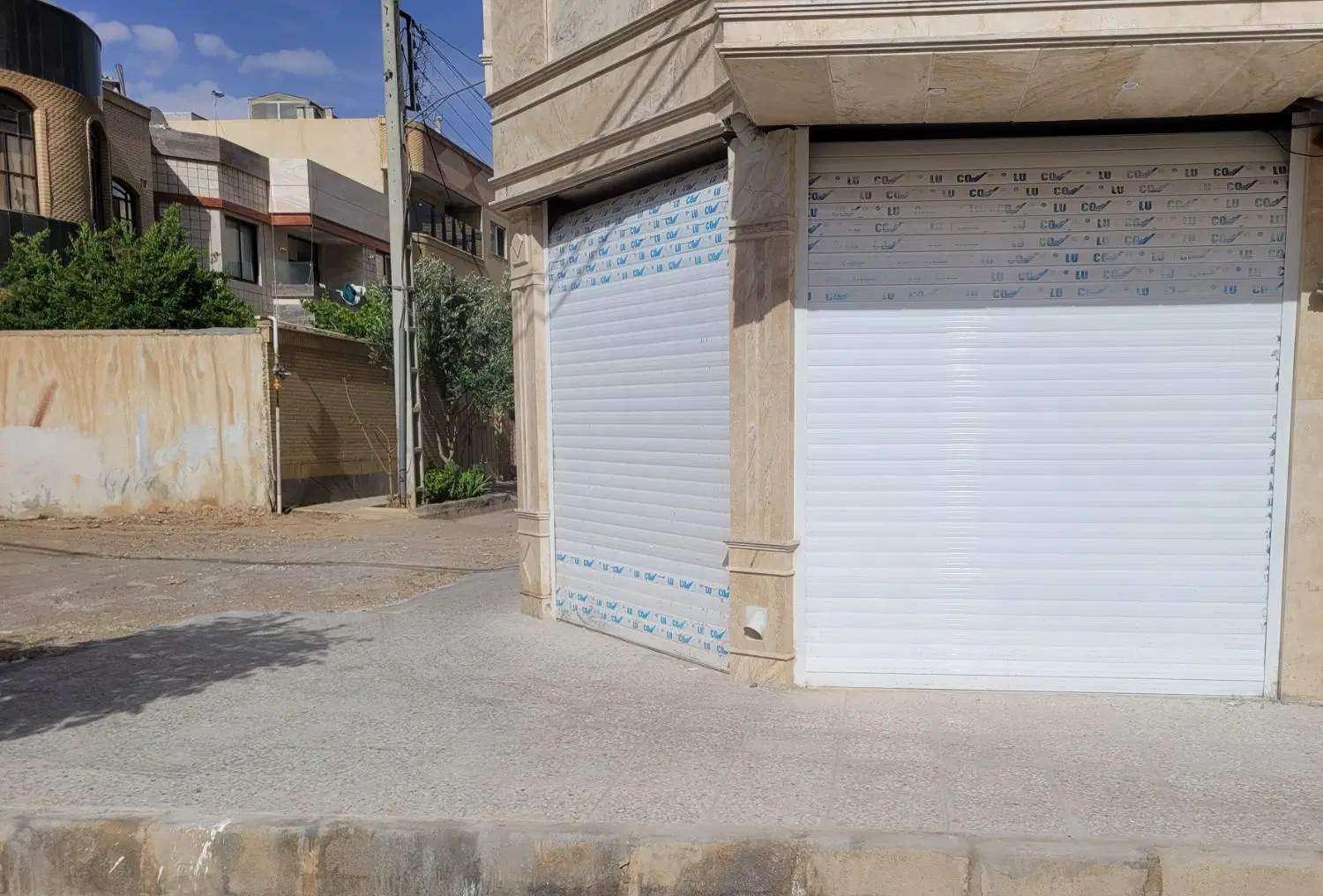 مغازه ۱۱ متری