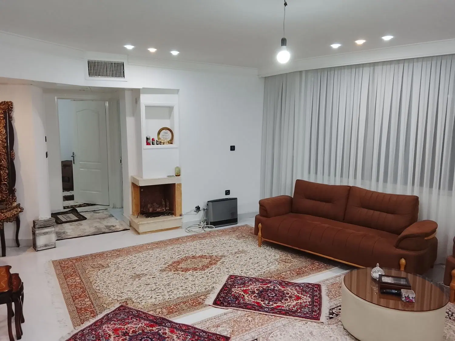 ۹۰ متر فول امکانات