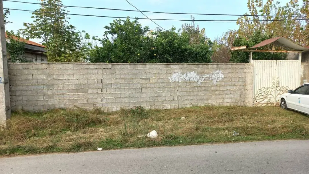 ۴۲۸ متر مسکونی با پروانه در روستای بکر هندخاله