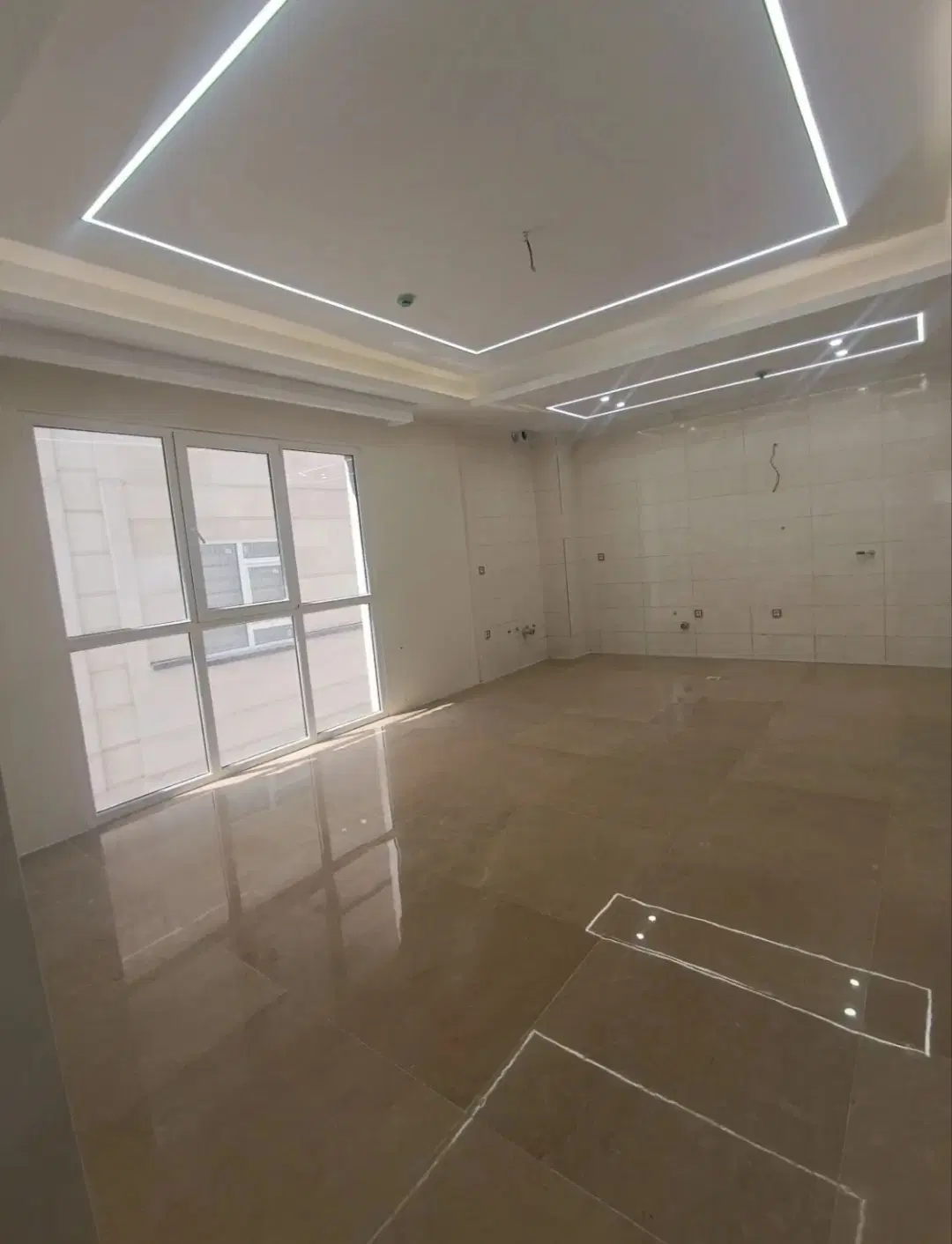 ۷۳متر۲خواب لوکس تکواحدفول نوساز  شریعتی پیچ شمیران