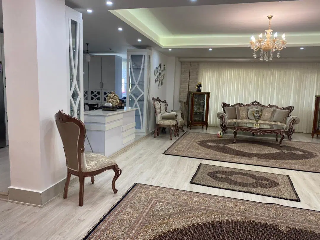 آپارتمان ۲۵۷ متری شیخ تپه باند پایین