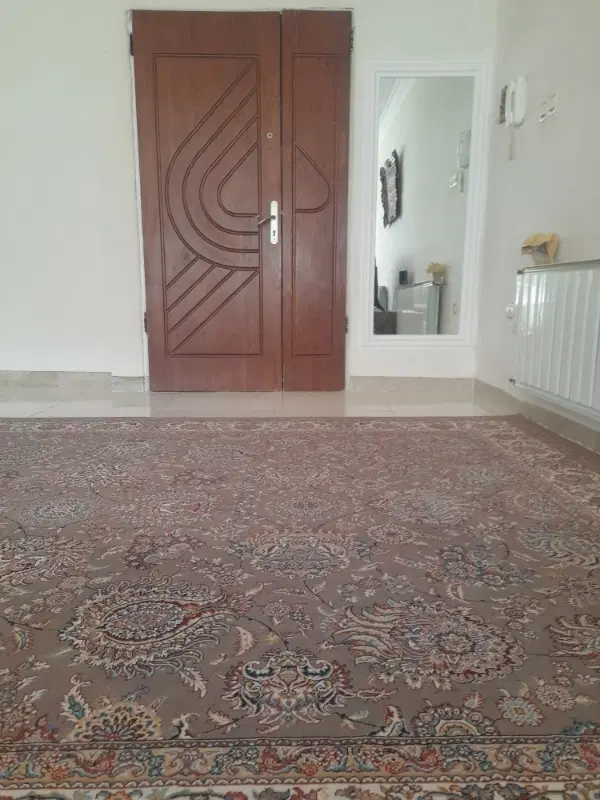 زمین ۲۰۰ متر
