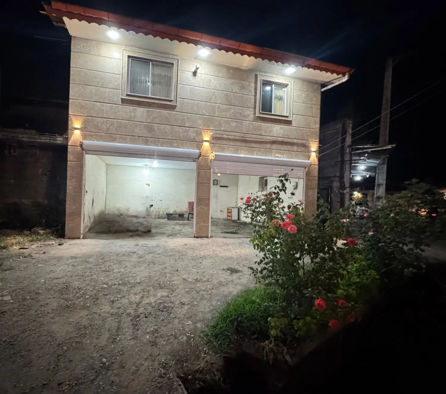 مغازه دو نبش ۵۰متری ،شهر لوازم خانگی(جاده انزلی)