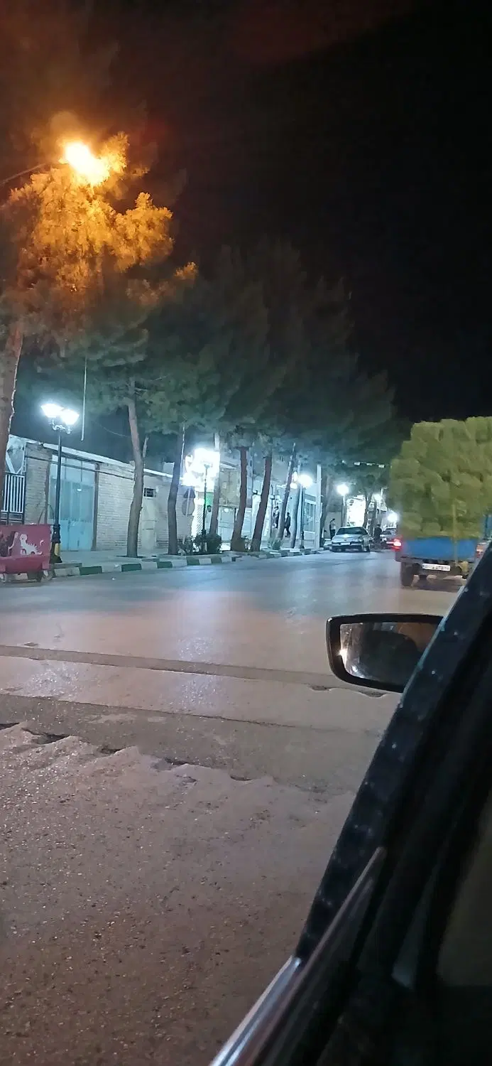 مغازه تجاری اسماعیل پور ۴