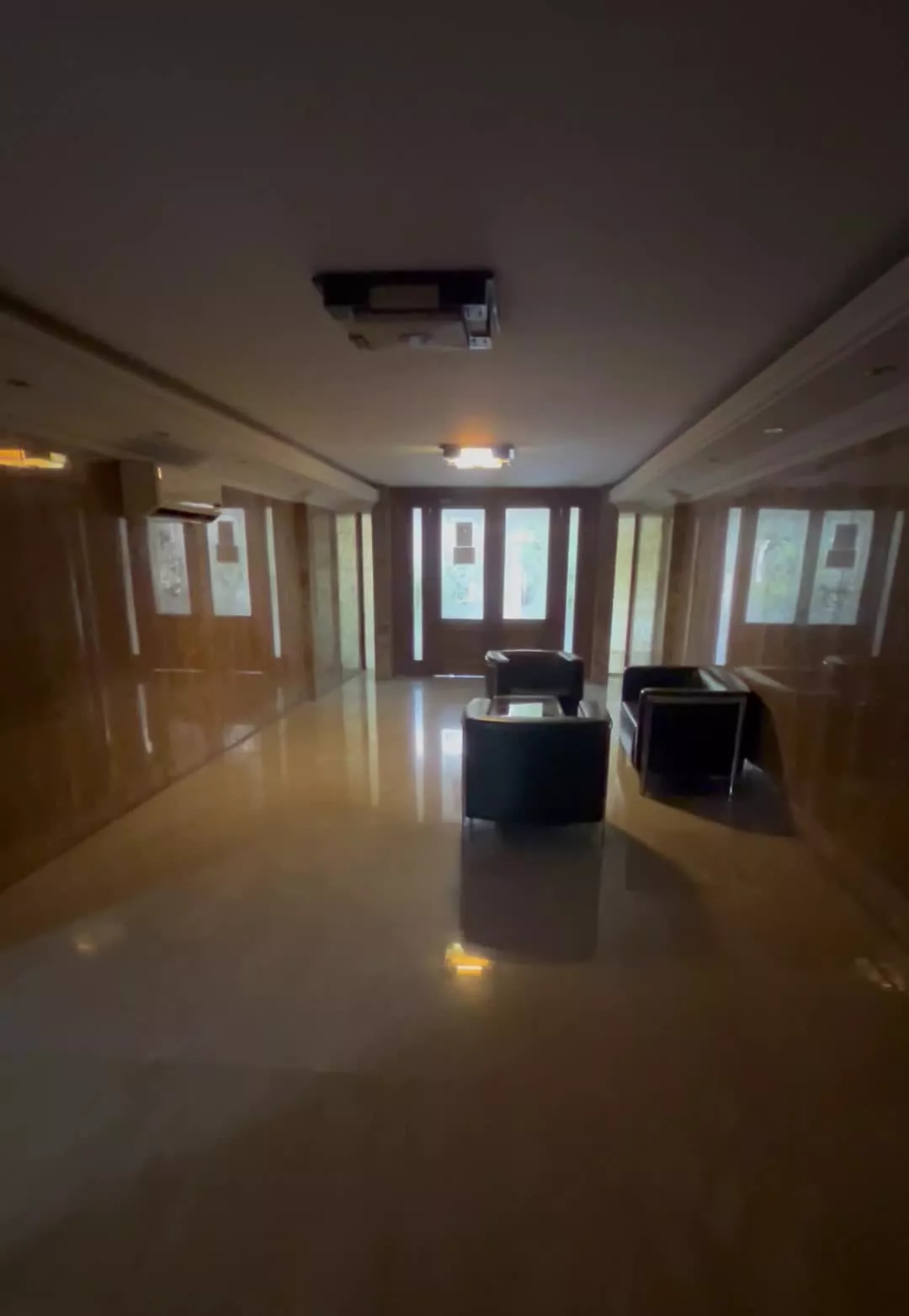 سه خوابه تاپ لوکیشن هروی