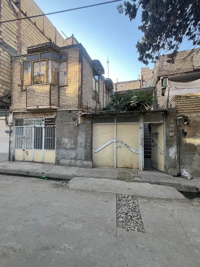 ویلایی ۱۵۰ متری دوطبقه طباطبایی ۶