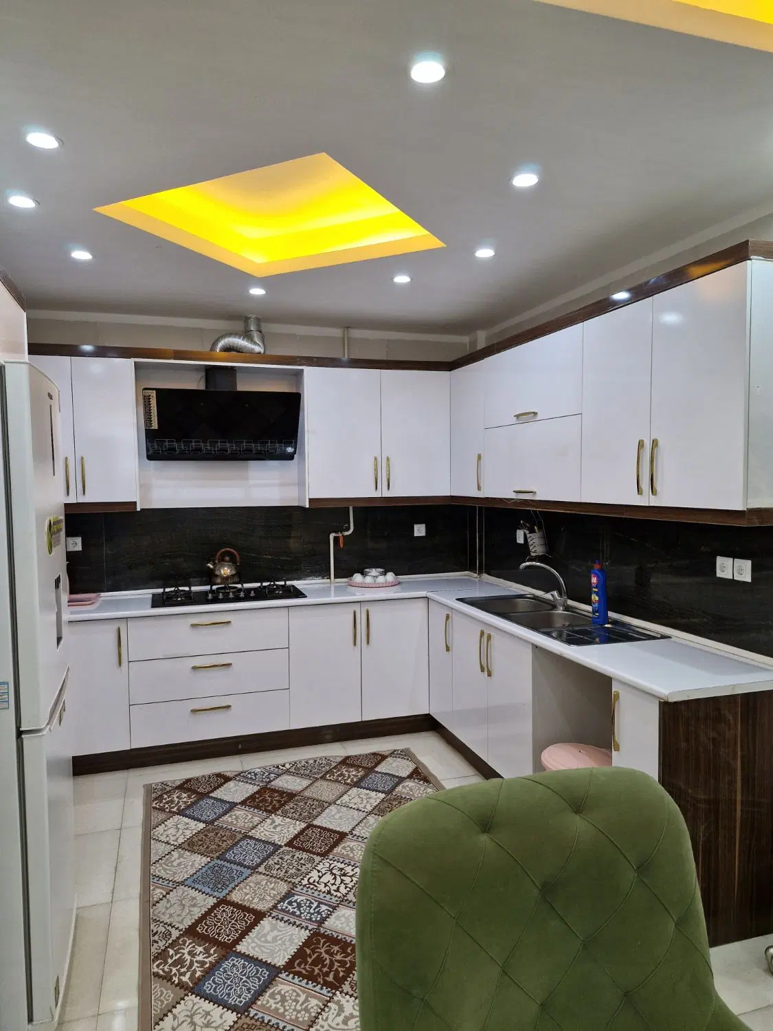 اجاره سوئیت ویلایی طبقه اول