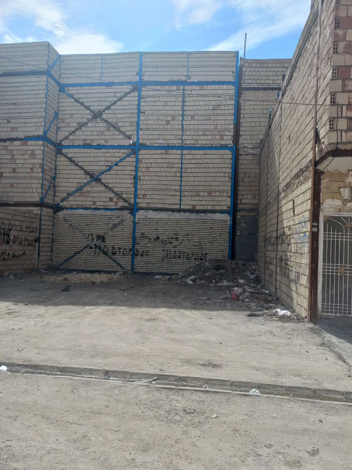 توس۳۳ (کشف)۱۲۰مترزمین با ۱۱مترحاشیه